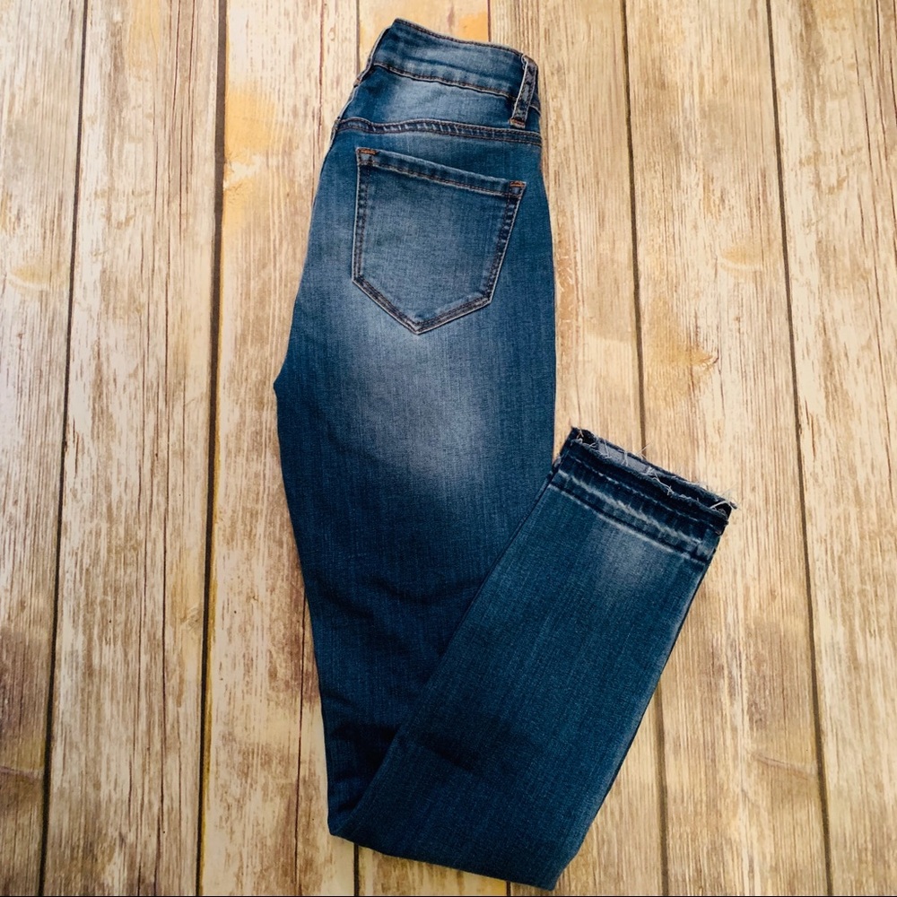 Refuge Cutoff Skinny Jeans